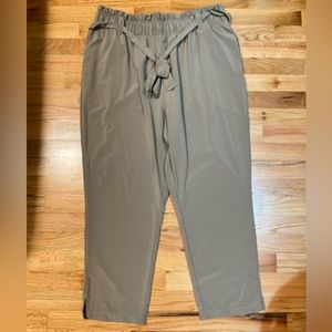 Women’s XL Stylus Paper Bag Waist Dress Pants